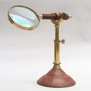 Creative Low MOQ Handmade Magnifying Glass With Wooden Handle Wooden Stand Manufacturer Wholesaler Supplier - Product Image 1