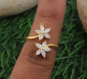 Bague empilable en argent 925 plaqué or avec CZ, minimaliste, hypoallergénique, bijoux de mariage, cadeau pour demoiselles d'honneur, classique, nouveauté - Product Image 3