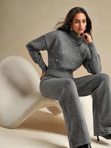 Conjunto Deportivo de Punto Gris para Mujer, Suéter de Cuello Alto y Pantalones Anchos, Estilo Casual de Invierno, Fabricante OEM de Marca Privada - Product Image 4