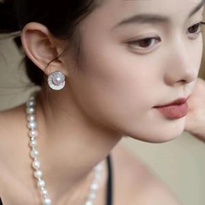 Boucles d'oreilles en perles baroques rétro en gros avec zircon, design rond de luxe et tempérament en perles naturelles - Product Image 4