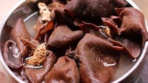 Cultivé vietnamien naturel séché bois oreille champignon sain végétalien nourriture et cuisson assaisonné bouchon traité - Product Image 3