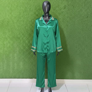 ชุดนอนลำลองผู้หญิงไซส์ใหญ่แบบเซ็กซี่สำหรับฤดูร้อน ชุด 2 ชิ้น เสื้อท่อนบนสีพื้น พร้อมปักโลโก้ตามสั่ง ผลิตจากผ้าฝ้าย 100% - Product Image 1