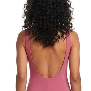 Maillot de bain classique pour femme, idéal pour la natation estivale à la plage, en tissu à séchage rapide, confortable et flexible pour un ajustement quotidien. - Product Image 5
