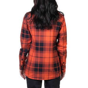 Chemises décontractées douces pour femmes de la meilleure qualité, chemises en flanelle à carreaux surdimensionnées à double poche de haute qualité, fabriquées au Pakistan - Product Image 5