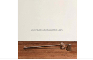 Azora Industries Éteignoir de bougie en métal de forme antique, idéal pour les accessoires ménagers élégants et les outils d'entretien de bougies élégants - Product Image 4