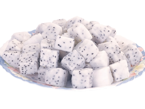 Cubos de fruta del dragón congelados de Vietnam, pulpa de fruta natural para mezclar en bebidas y desarrollar líneas de postres - Product Image 4