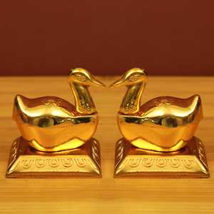 Caja de Latón para Kumkum Pooja con Tapa de Pato/Cisne, Accesorios Tradicionales para Puja, Roli, Chawal, Sindoor, Dabbi, Haldi, Chandan, Kumkum Dani - Product Image 2