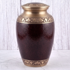 Urna Funeraria de Latón con Diseño Floral Marrón y Dorado, Superficie Brillante, para Cenizas Humanas, Recuerdo Funerario y Entierro - Product Image 4