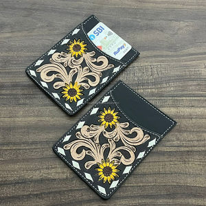 Tarjetero de Cuero Vacuno Hecho a Mano Personalizado al por Mayor, Diseño Floral y de Herradura, Estilo Occidental, Porta Tarjetas de Crédito - Product Image 4