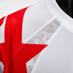 Camiseta de Fútbol Americano Personalizada para Hombre, Cuello en V, Blanca con Estrella Roja, Impresión Sublimada, Manga Corta, Transpirable, con Tirantes en T, Absorbe la Humedad - Product Image 3