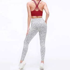 High Quality 2pcs Yoga Set Custom Design Spandex <b>Polyester</b> <b>Leggings</b> Bra Elastic Waist Closure Breathable Eco-Friendly - Product Image 3
