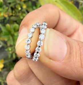 Pendientes de Aro con Diamante Cultivado en Laboratorio de 0.65ct, Corte Brillante Redondo, Oro Blanco de 14K, Joyería Minimalista de Lujo, Regalo para Mujer, Fiesta - Product Image 1