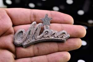 จี้ห้อยคอแบบสั่งทำพิเศษสไตล์ฮิปฮอป ประดับเพชรโมอิสซาไนต์ VVS เงินแท้ 925 ชุบทองสองสี ผ่านการทดสอบเพชร เหมาะสำหรับทั้งชายและหญิง - Product Image 2