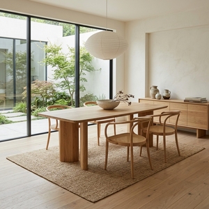 Table à manger scandinave en bois massif, plateau en panneau, pieds sur piédestal, finition chêne clair, style moderne Japandi, rectangulaire, grande table de cuisine - Product Image 2