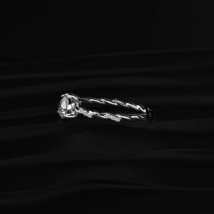 แหวนเพชรทรงลูกแพร์คู่แบบ Lab Grown รุ่น Toi Et Moi ดีไซน์เกลียวประดับเพชรแบบ Pave Band น้ำหนัก 2 กะรัต แหวนหมั้น มีให้เลือกในโลหะสีเหลือง ขาว หรือโรสโกลด์ - Product Image 3
