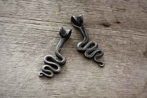 Collar con colgante vintage artístico unisex, diseño vikingo forjado a mano medieval, acero inoxidable y latón con diamante de UCI - Product Image 6