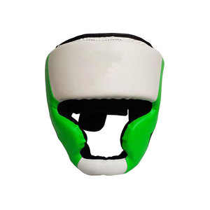 Protège-têtes en cuir confortables avec intérieur rembourré, protection renforcée, finition légère et durable pour sports de compétition - Product Image 1