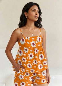 Conjunto de Camiseta y Pantalones Cortos Florales de Algodón, Ropa de Verano Ecológica y Transpirable - Product Image 4