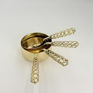 Ensemble de 4 cuillères à mesurer en acier inoxydable plaqué or, cuillères à mesurer pour la cuisine et la pâtisserie, tasses à mesurer pour le café, le lait en poudre - Product Image 2