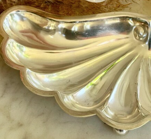 Factory Direct Premium Silver Plated Metal Seashell Platter Handcrafted Vanity Organizer Asymmetric Shell Dish <b>Tray</b> for party - Product Image 6