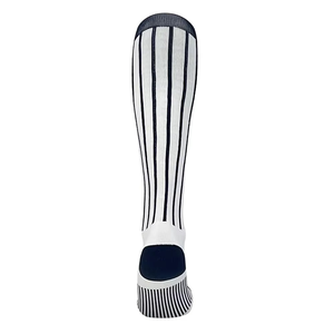 Chaussettes de sport unisexes respirantes de qualité supérieure, sur mesure, au-dessus du genou, avec logo sur le dessous, pour baseball/football/soccer - Product Image 3