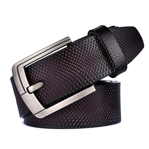 Ceinture en cuir classique pour homme, ceinture ajustable pour le bureau, les affaires et les tenues formelles, réseau d'usines Dhaka RMG - Product Image 6