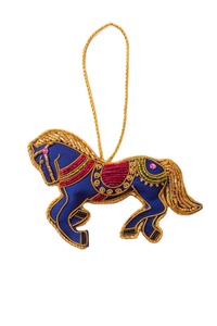 Llavero y Anillo de Llavero Bordados a Mano con Cuentas de Semillas con Diseño de Red Bull, para Niñas, de la India - Product Image 3