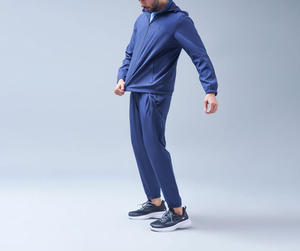 Ensemble survêtement coupe-vent réfléchissant imprimé personnalisé, léger et respirant, grande taille, style urbain, vente en gros - Product Image 3