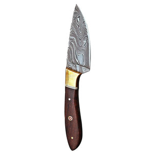 Couteau à dépecer en acier de Damas avec finition décorative sur la poignée pour les marchés des artisans et l'équipement de chasse - Product Image 4