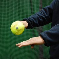 Entrenador de dedo giratorio de softball para interior