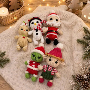 Combo de Juguetes Educativos de Algodón de Fantasía, 5 Piezas, Patrón de Amigurumi de Ganchillo Navideño sin Coser, Diseño Mixto - Product Image 1