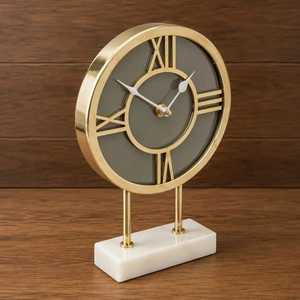 Reloj de Escritorio de Metal con Arco Texturizado, Reloj de Mesa Vintage con Detalles en Latón, Reloj de Cuarzo Silencioso Analógico, Decoración de Oficina - Product Image 6