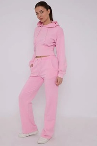 Survêtements pour femmes avec logo personnalisé, comprenant un sweat à capuche court délavé à l'acide et un pantalon de survêtement large, disponibles en marque privée OEM - Product Image 3