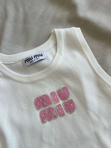 ชุดเสื้อกล้ามผ้าคอตตอนริบปักลาย Tri Delta พร้อมตัวอักษรประดับลูกปัดแบบสั่งทำพิเศษ ดีไซน์ลำลองสำหรับฤดูร้อน เสื้อแขนกุดสำหรับผู้หญิง - Product Image 4