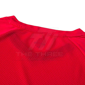 Vêtements de sport respirants pour hommes, uniforme de football, technologie de séchage rapide, ensemble de maillots et shorts légers, service OEM dédié aux joueurs de football - Product Image 3