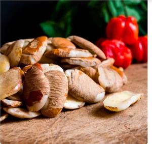 Noix d'Ogbono adaptées aux soupes de style Egusi, cuisine nigériane, recettes traditionnelles et préparation culinaire professionnelle - Product Image 2