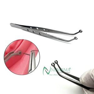 Pince à suture manuelle en acier inoxydable à pointe dentelée pour opérations chirurgicales dentaires et instruments de pansement - Product Image 2