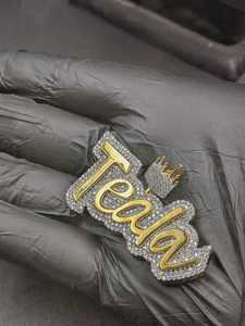 Colgante con Nombre Teala, Plata 925, Chapado en Oro de 18K, Letra con Moissanita y Corona, Estilo Hip Hop, Joyería Temática, Regalo - Product Image 5