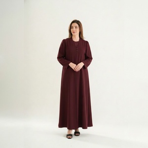 Vente en gros de robes Abaya coréennes pour femmes musulmanes, vêtements islamiques traditionnels luxueux avec détails boutonnés, tenue modeste, longueur intégrale - Product Image 1
