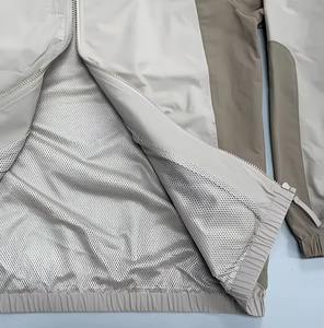 Conjunto Deportivo Personalizado Unisex de Talla Grande, Chaqueta con Capucha y Cordón Ajustable, Pantalones Deportivos de Nailon, Ropa Deportiva Urbana Estampada - Product Image 4