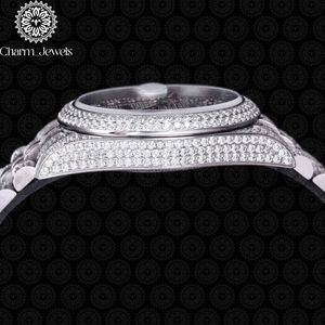 Montre à quartz analogique ronde de luxe Charm_Jewels en acier inoxydable 38 mm avec cristal saphir, design ajouré, fermoir pliant, unisexe - Product Image 4