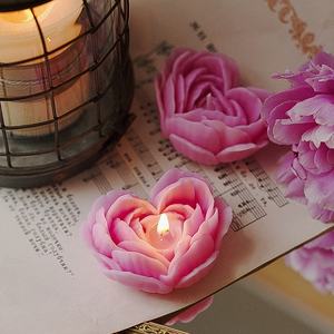 Cadeau de parfum de la Saint-Valentin Souvenir fait main <span class=keywords><strong>Bougie</strong></span> parfumée en forme de rose en forme de cœur personnalisée - Product Image 5