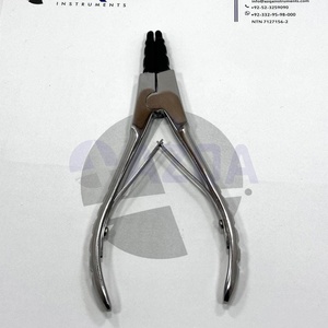 Pince à ouvrir les anneaux professionnelle en acier inoxydable de 6 pouces avec embouts en caoutchouc noir et 3 encoches pour la pose de bijoux et le piercing corporel - Product Image 2