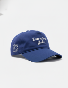 Gorra azul Premium Innovators Guild con logotipo geométrico de león |   Gorra de Béisbol con Bordado Personalizado |   Pedidos al por Mayor - Product Image 2