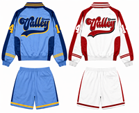 Ensemble survêtement décontracté et sportif pour femme avec logo personnalisé, veste courte et short en polyester, style urbain et énergique