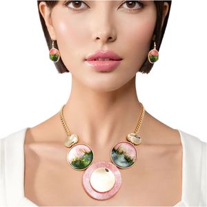 Conjunto de Collar y Pendientes con Disco Dorado en Degradado Rosa y Verde, Joyería de Moda para Mujer, Elegante Collar con Colgante, Accesorio de Regalo para Fiesta - Product Image 1