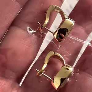 Boucles d'oreilles clous en moissanite poire, plaquées or avec argent sterling 925, bijoux solitaires raffinés pour fiançailles, cadeau pour femme - Product Image 2