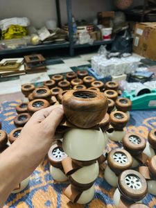 Quemador de Incienso Religioso Hecho a Mano de Madera de Sándalo de Alta Calidad Moderno para el Hogar, Regalo para la Oración - Product Image 1
