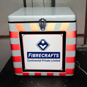 Boîte de rangement en fibre de verre FIBRECRAFTS 2026, blanche, carrée, industrielle, 90 LITRES, MODÈLE D, ouverture par le haut avec LED, pour la fabrication - Product Image 4