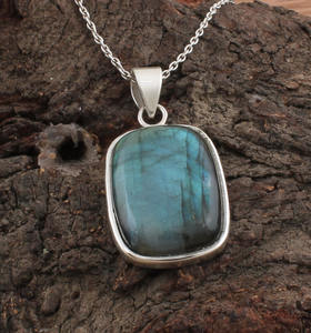 Natural Labradorite Pendant 925 Sterling Silver Platinum Plated Bezel Setting Blue <b>Flash</b> Gemstone Necklace <b>Vintage</b> Handmade - Product Image 1